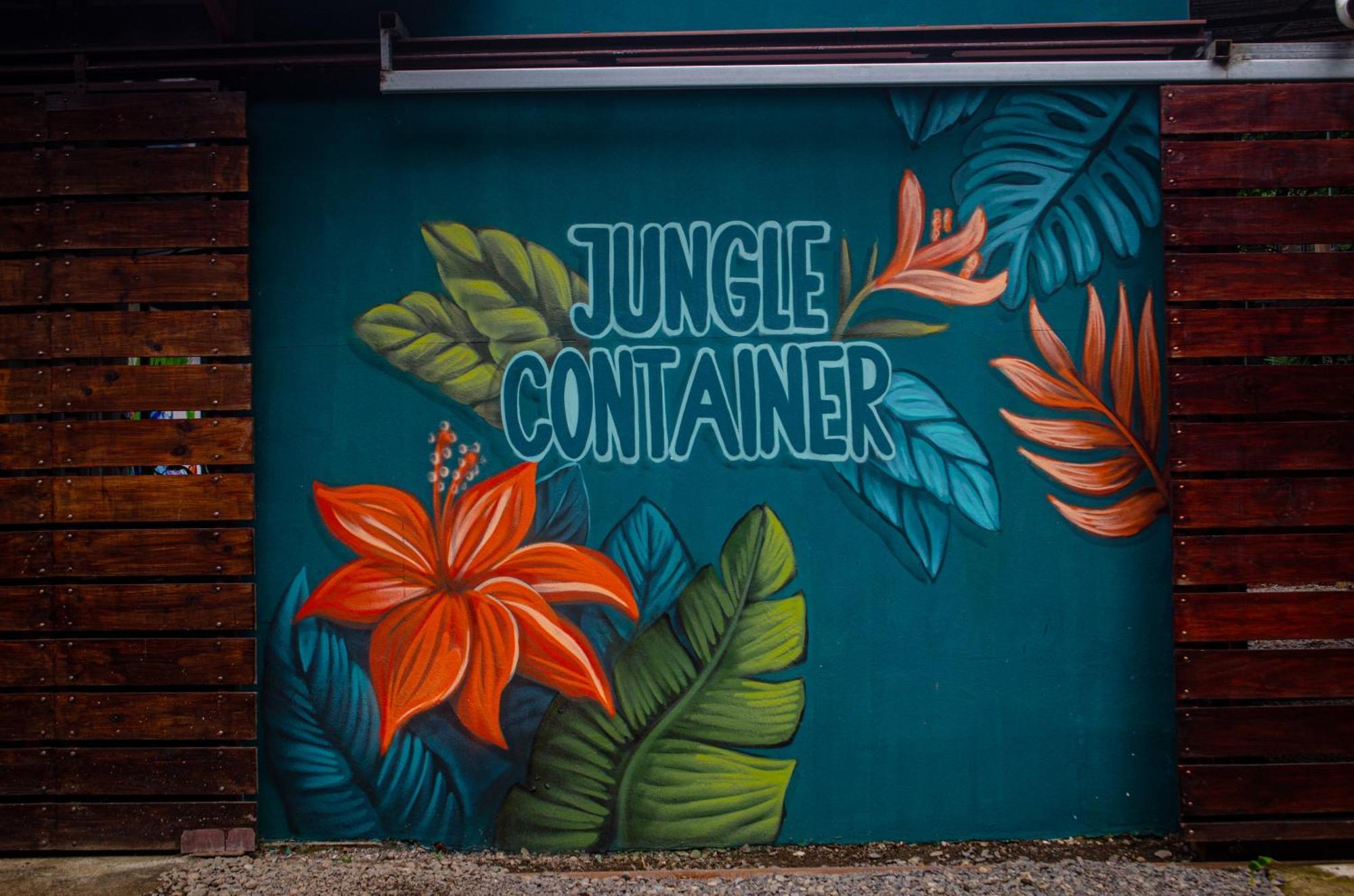The Jungle Container Acomodação com café da manhã Quepos Exterior foto